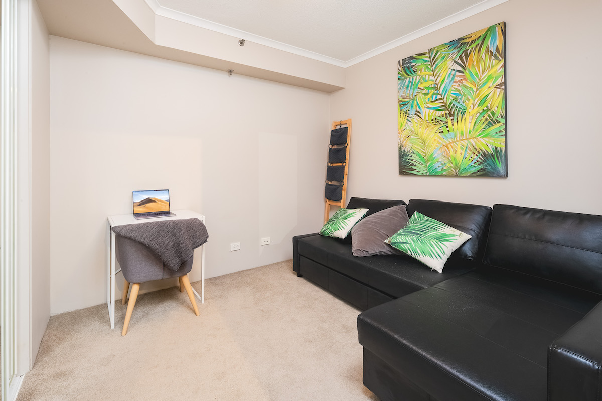 1 bedroom with study apartments in houston