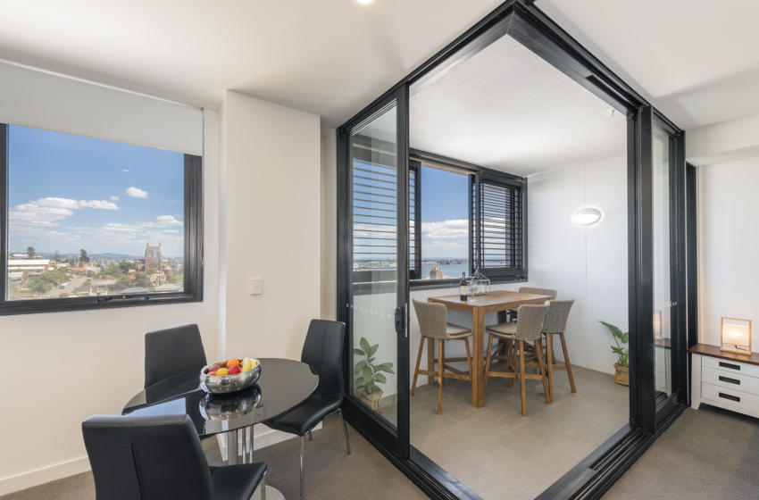 Oceanfront 1 Br. Apartments in Newcastle Astra Apartments