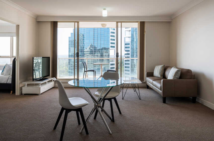 Chatswood Brown 1 bed corporate apartment