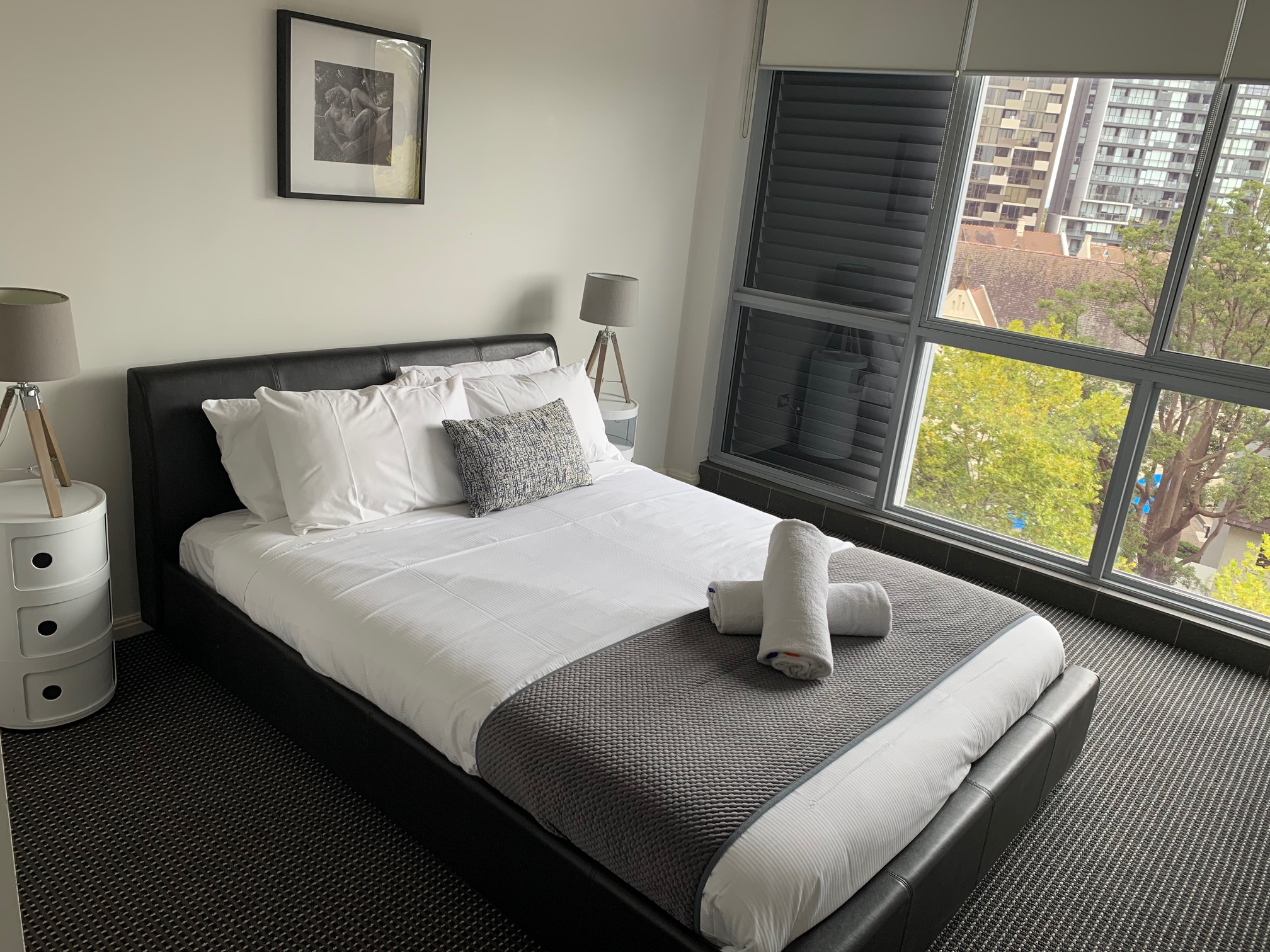 2 Br. Apartment, Miller St, North Sydney Astra Apartments