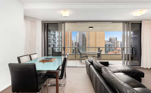 Brisbane Corporate Apartment Macrossan St open plan