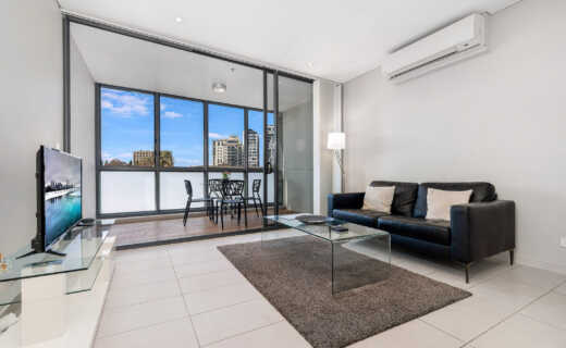 Astra Apartments North Sydney - corporate apartment lounge