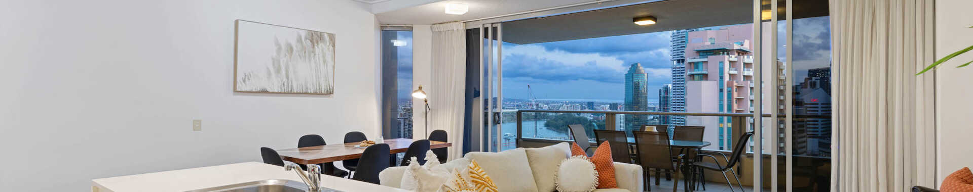 Astra Apartments Brisbane 3 bedroom apartment Macrossan