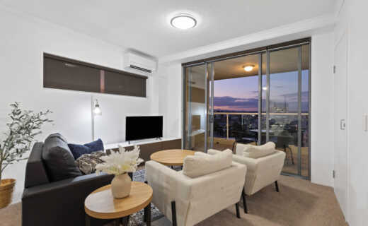 Brisbane City Accommodation - Astra Apartments