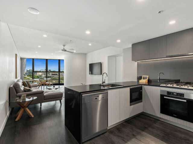 Brisbane-2-Bed-2-Bath-OR-AS-open-plan Enviable self contained accommodation Brisbane where you can live like a local