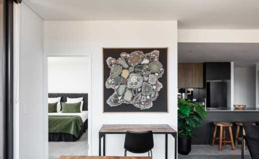 2 bedroom long stay accommodation in Wollongong - Astra Apartments